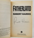 Robert Harris: Fatherland.  Signert  thumbnail