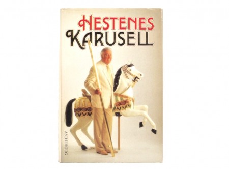 Arne Hestenes: Karusell. Ded/sign.