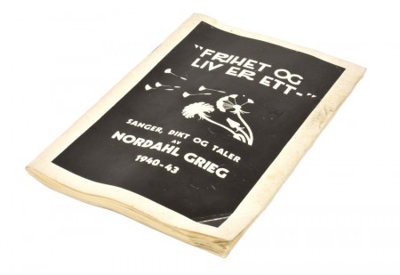 (Nordahl Grieg)  Frihet og liv er ett.  