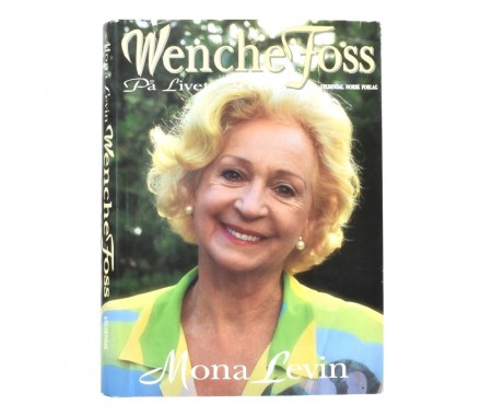 Mona Levin: Wenche Foss.  Signert.